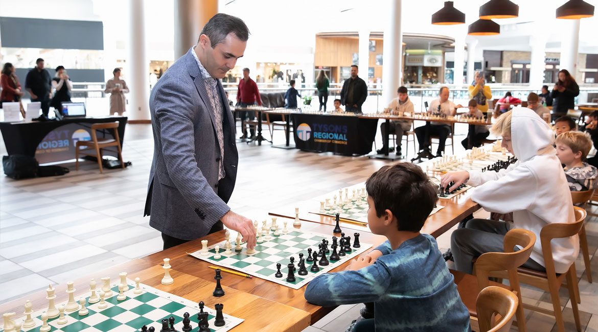 Simultaneous Chess Exhibition - Manassas Mall